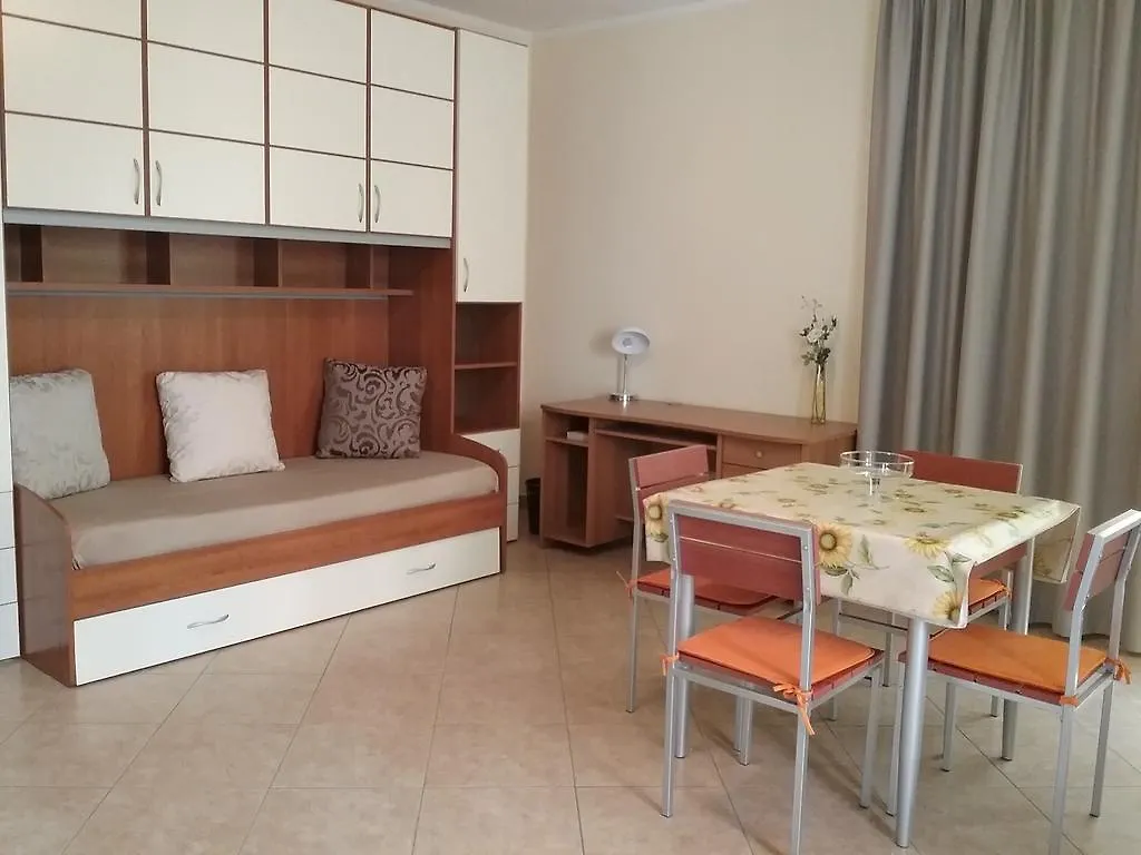 Apartmán Sunny Lecce 0*,  Itálie